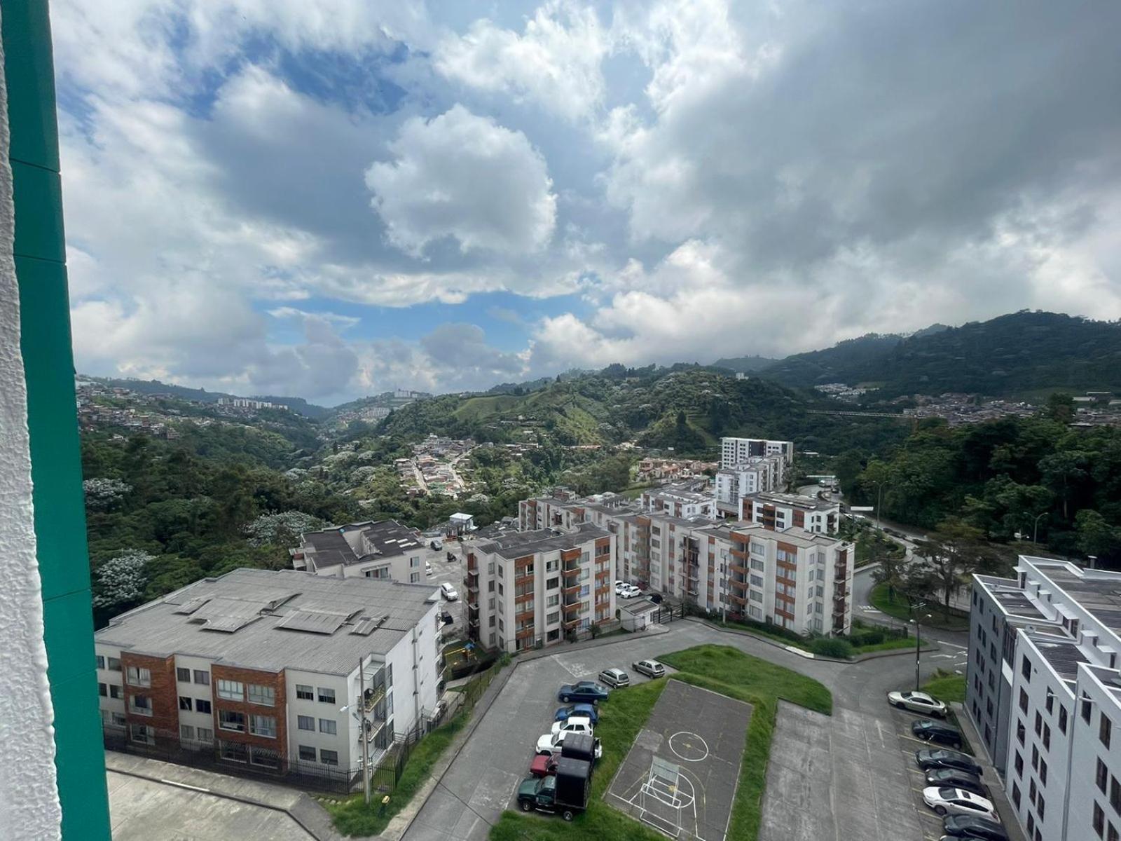 Muy Cerca Al Cc Fundadores, U Autonoma & El Centro Apartment Manizales Exterior foto